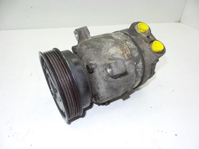 Gebruikte Aircopomp Opel Corsa B (73/78/79) 1.4 Joy,Sport,GLS 16V Ecotec Prijs € 100,00 Margeregeling aangeboden door Auto Demontage Elferink B.V.