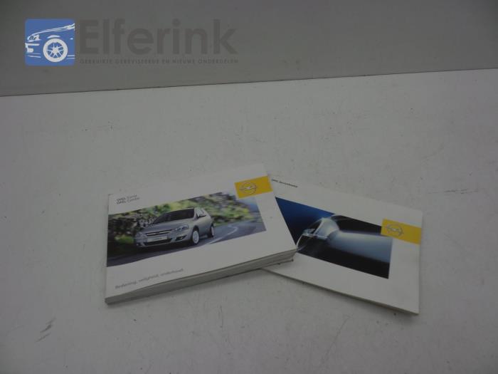 Instruction Booklet Opel Combo