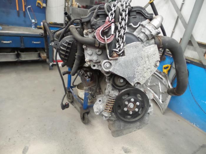 Opel Agila Motor Opel Agila Motor