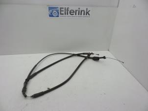 Gebruikte Handrem Kabel Opel Astra J (PC6/PD6/PE6/PF6) 1.6 16V Ecotec Prijs € 25,00 Margeregeling aangeboden door Auto Demontage Elferink B.V.