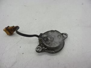 Gebruikte Nokkenas Sensor Volvo S70 2.0 10V Prijs € 25,00 Margeregeling aangeboden door Auto Demontage Elferink B.V.