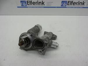 Gebruikte Thermostaathuis Volvo S60 II (FS) 1.6 T4 16V Prijs € 25,00 Margeregeling aangeboden door Auto Demontage Elferink B.V.
