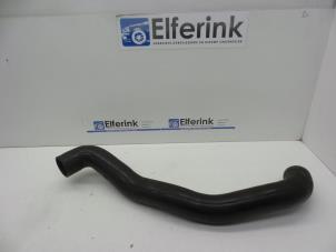 Gebruikte Intercooler Slang Saab 9-3 I (YS3D) 2.2 TiD 16V Prijs € 25,00 Margeregeling aangeboden door Auto Demontage Elferink B.V.