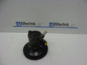 Gebruikte Pomp Servo Saab 900 I Combi Coupé 2.0 i 16V Prijs € 75,00 Margeregeling aangeboden door Auto Demontage Elferink B.V.