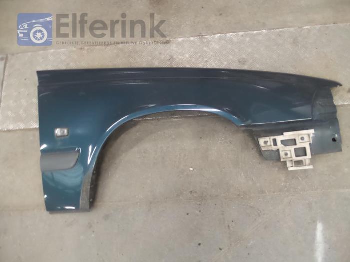 Front wing, right Volvo XC70