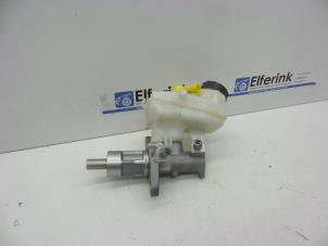 Gebruikte Hoofdremcilinder Opel Insignia Sports Tourer 2.0 CDTI 16V Prijs € 25,00 Margeregeling aangeboden door Auto Demontage Elferink B.V.