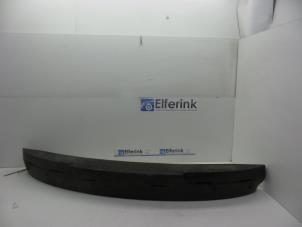 Gebruikte Bumpervulling voor Saab 9-5 (YS3E) 2.0t 16V BioPower Prijs € 50,00 Margeregeling aangeboden door Auto Demontage Elferink B.V.