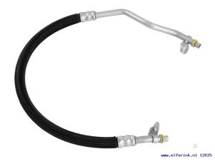 Nieuwe Oliedruk Leiding Saab 9-5 Prijs € 60,50 Inclusief btw aangeboden door Auto Demontage Elferink B.V.