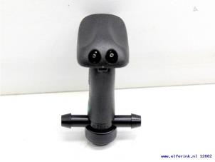 Nieuwe Ruitensproeier voor Saab 9-3 03- Prijs € 10,89 Inclusief btw aangeboden door Auto Demontage Elferink B.V.