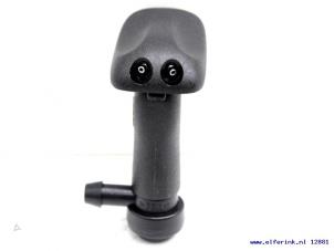 Nieuwe Ruitensproeier voor Saab 9-3 03- Prijs € 10,89 Inclusief btw aangeboden door Auto Demontage Elferink B.V.