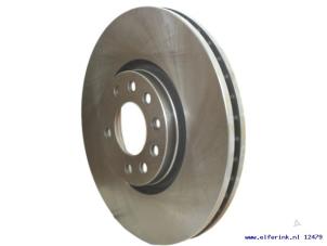 Nieuwe Remschijf voor Saab 9-3 03- Prijs € 90,75 Inclusief btw aangeboden door Auto Demontage Elferink B.V.