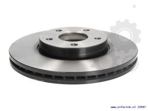 Nieuwe Remschijf voor Volvo V40 Prijs € 102,85 Inclusief btw aangeboden door Auto Demontage Elferink B.V.