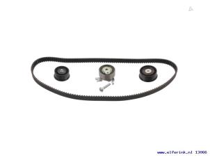 Nieuwe Distributieset Saab 9-3 03- Prijs € 96,80 Inclusief btw aangeboden door Auto Demontage Elferink B.V.