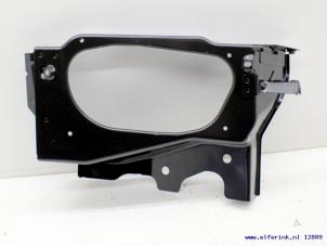 Nieuwe Koplampframe links Saab 9-3 03- Prijs € 90,75 Inclusief btw aangeboden door Auto Demontage Elferink B.V.