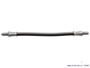 Nieuwe Remslang achter Saab 96 Prijs € 12,10 Inclusief btw aangeboden door Auto Demontage Elferink B.V.