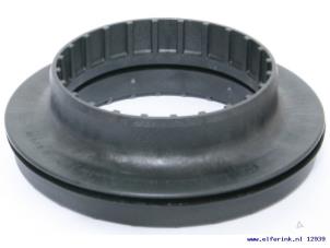 Nieuwe Schokdemper Rubber links-voor Saab 9-3 03- Prijs € 22,39 Inclusief btw aangeboden door Auto Demontage Elferink B.V.