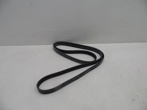 Nieuwe Multiriem Saab 9000 Prijs € 9,08 Inclusief btw aangeboden door Auto Demontage Elferink B.V.