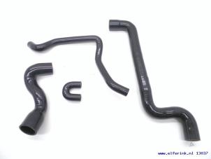 Nieuwe Koelwaterslang Saab 9-5 Prijs € 102,85 Inclusief btw aangeboden door Auto Demontage Elferink B.V.