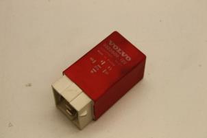 Gebruikte Relais Volvo 960 I Estate 3.0i 24V Prijs € 25,00 Margeregeling aangeboden door Auto Demontage Elferink B.V.