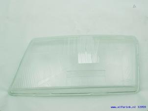Nieuwe Koplampglas links Saab 9000 Prijs € 42,35 Inclusief btw aangeboden door Auto Demontage Elferink B.V.