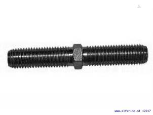 Nieuwe Spoorstang (compleet) Saab 9-3 Prijs € 12,10 Inclusief btw aangeboden door Auto Demontage Elferink B.V.