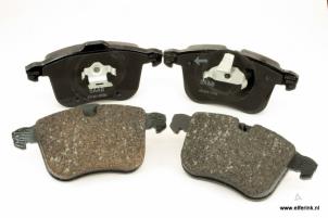 Nieuwe Remblok voor Saab 9-3 03- Prijs € 84,70 Inclusief btw aangeboden door Auto Demontage Elferink B.V.