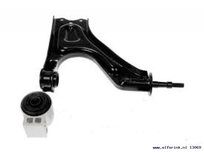 Draagarm links-voor van een Saab 9-5 2000