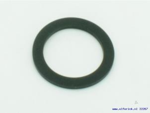 Nieuwe Oliedop Volvo V70 Prijs € 0,42 Inclusief btw aangeboden door Auto Demontage Elferink B.V.