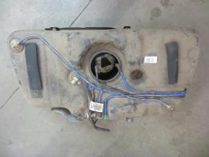 Gebruikte Brandstoftank Opel Meriva 1.6 16V Prijs € 65,00 Margeregeling aangeboden door Auto Demontage Elferink B.V.