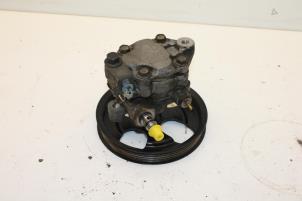 Gebruikte Servopomp Volvo V40 (VW) 1.8i 16V Prijs € 100,00 Margeregeling aangeboden door Auto Demontage Elferink B.V.