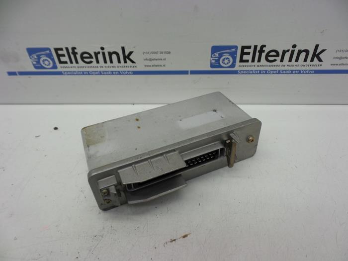 Gebruikte Computer ABS Volvo 240/245 240 Polar Prijs € 75,00 Margeregeling aangeboden door Auto Demontage Elferink B.V.