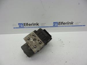 Gebruikte ABS Pomp Opel Omega B Caravan (21/22/23) 2.2 16V Prijs € 100,00 Margeregeling aangeboden door Auto Demontage Elferink B.V.