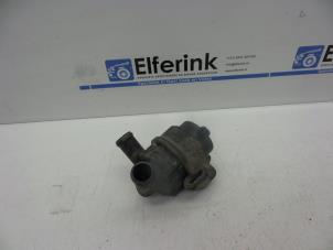 Gebruikte Extra waterpomp Volvo S60 II (FS) 1.6 DRIVe,D2 Prijs € 25,00 Margeregeling aangeboden door Auto Demontage Elferink B.V.