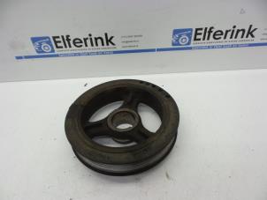 Gebruikte Krukas Poelie Saab 9000 CS 2.0i 16V CS,CSE Prijs € 50,00 Margeregeling aangeboden door Auto Demontage Elferink B.V.