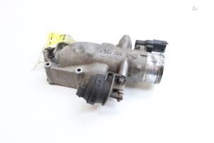 Gebruikte Luchtinlaat slang Saab 9-5 Estate (YS3E) 2.2 TiD 16V Prijs € 40,00 Margeregeling aangeboden door Auto Demontage Elferink B.V.