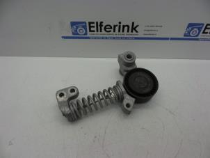 Gebruikte Spanner multiriem Volvo S60 Cross Country (FH) 2.0 D4 16V Prijs € 25,00 Margeregeling aangeboden door Auto Demontage Elferink B.V.