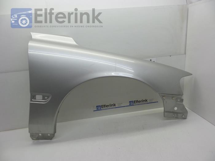 Front wing, right Volvo S60