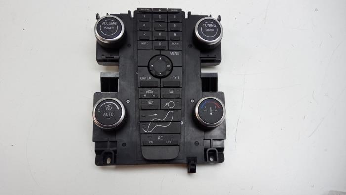 Gebruikte Computer Kachel Volvo S40 (MS) 2.0 D 16V Prijs € 100,00 Margeregeling aangeboden door Auto Demontage Elferink B.V.