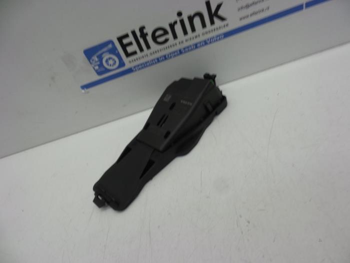 Computer Diversen van een Volvo V40 (MV) 2.0 D4 20V 2014