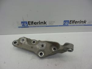 Gebruikte Motorrubber Volvo XC70 (BZ) 3.0 T6 24V AWD Prijs € 25,00 Margeregeling aangeboden door Auto Demontage Elferink B.V.