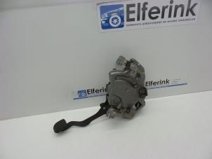 Gebruikte Handrem Mechaniek Volvo S80 (AR/AS) 2.5 T Turbo 20V Prijs € 50,00 Margeregeling aangeboden door Auto Demontage Elferink B.V.