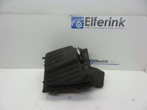 Gebruikte Luchtfilterhuis Opel Insignia 2.0 Biturbo CDTI 16V Prijs € 40,00 Margeregeling aangeboden door Auto Demontage Elferink B.V.