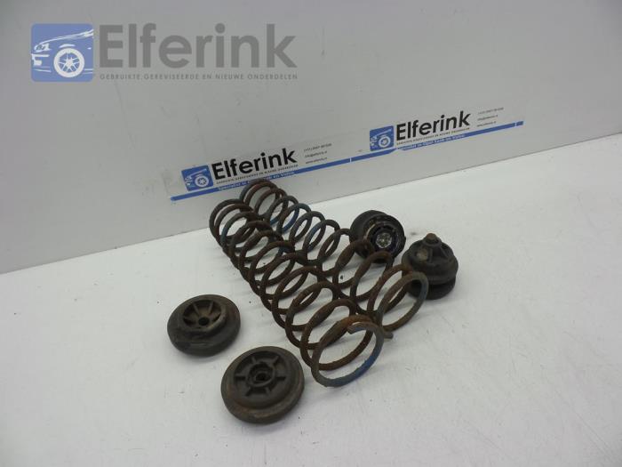 Auxiliary spring kit Volvo 2-Serie