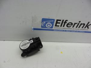 Gebruikte Kachelklep Motor Opel Insignia 1.8 16V Ecotec Prijs € 25,00 Margeregeling aangeboden door Auto Demontage Elferink B.V.