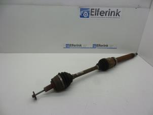 Gebruikte Aandrijfas rechts-voor Volvo V40 (MV) 1.6 D2 Prijs € 100,00 Margeregeling aangeboden door Auto Demontage Elferink B.V.