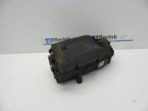 Gebruikte Head-up display Volvo S90 II 2.0 D4 16V Prijs € 200,00 Margeregeling aangeboden door Auto Demontage Elferink B.V.