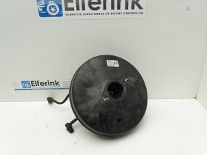 Gebruikte Rembooster Opel Corsa D 1.4 16V Twin Port LPG Prijs € 40,00 Margeregeling aangeboden door Auto Demontage Elferink B.V.