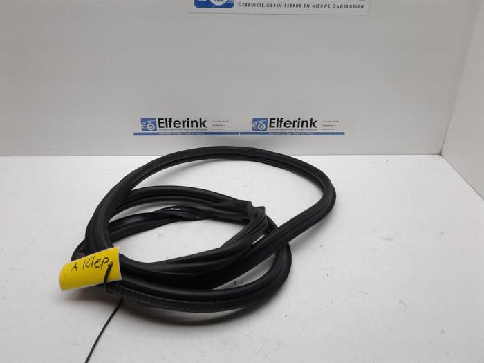Achterkleprubber Opel Corsa