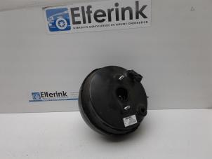 Gebruikte Rembooster Volvo XC40 (XZ) 2.0 T5 16V AWD Prijs € 125,00 Margeregeling aangeboden door Auto Demontage Elferink B.V.