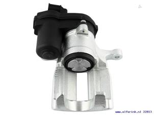 Nieuwe Remklauw (Tang) rechts-achter Volvo V60 Prijs € 242,00 Inclusief btw aangeboden door Auto Demontage Elferink B.V.